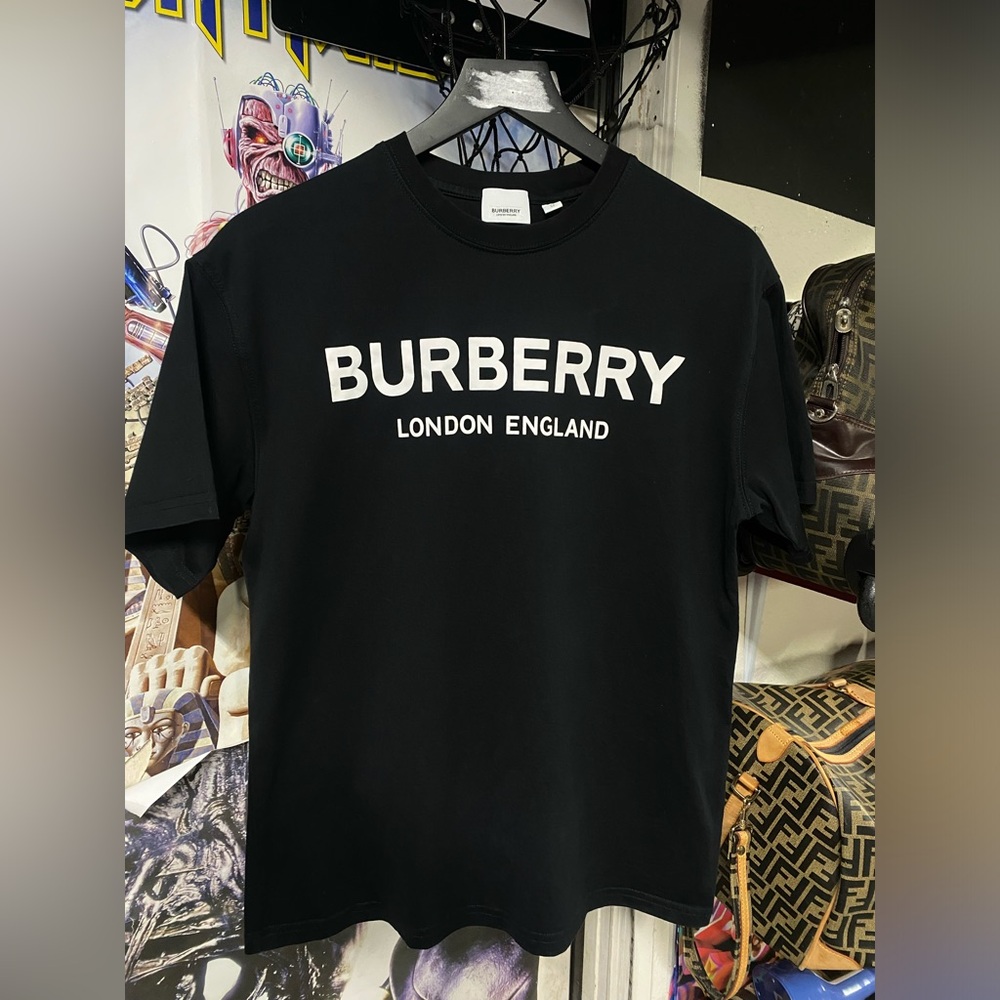 Burberry London England Men’s Black Shirt Size M